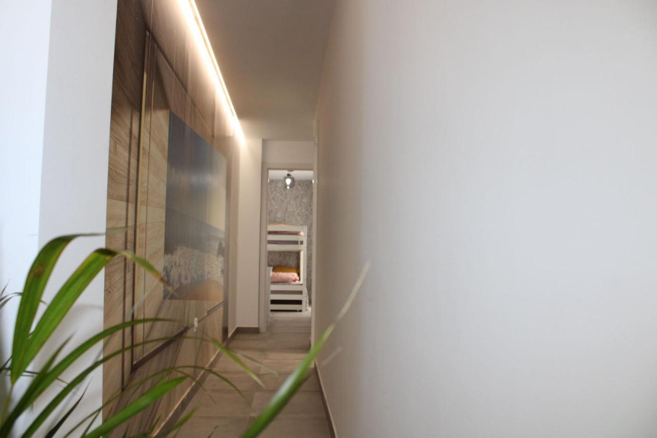 Los Boliches Holidays Suites Fuengirola Ngoại thất bức ảnh